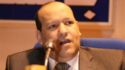 ضبط أمين توريدات بجامعة سوهاج لاستيلائه على 8 آلاف طوابع تعليمية ب 81 الف جنيه