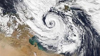 «واشنطن بوست» تكشف خطورة الإعصار «ميديكين» الذي يقترب من مصر × 7 معلومات