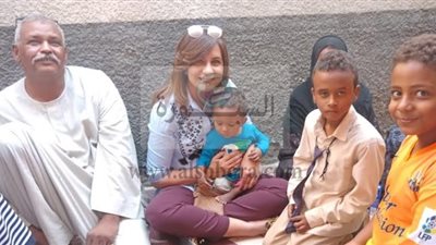 وزيرة الهجرة تقضي يومًا في بيت نوبي مع أبناء الجالية المصرية بفرنسا