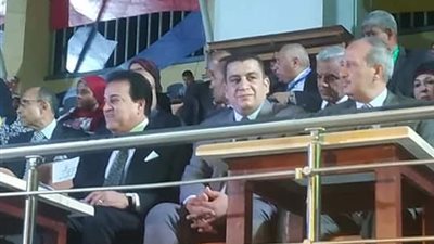 وزير التعليم العالى يستعرض تقريرا حول ختام فعاليات أسبوع شباب الجامعات الإفريقية الأول بأسوان