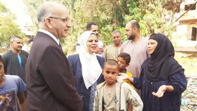  لجنة إختيار أفضل جامعة مصرية في تطوير العشوائيات تتفقد عزبة سيدي صالح بالشهداء