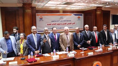 ما وراء كواليس الحرب ...مشاهد في حياة قادة عسكريين واعلاميين خلال حرب أكتوبر 