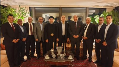 وزير الإسكان يشرح مخطط إنشاء المدن الجديدة فى مصر 