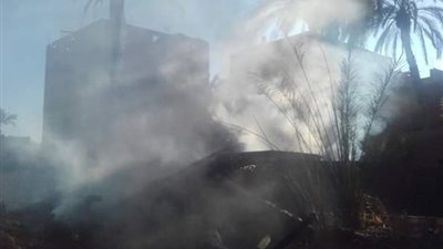 عاجل.. حريق هائل واحتراق 3 منازل و4 احواش بسوهاج