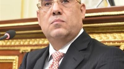 وزير الإسكان: جارٍ تنفيذ 20 مشروعاً لمياه الشرب بمحافظة الوادى الجديد