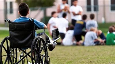 قصة إنسانية : محمد يضمد جراحه بالتفوق في الدراسة 