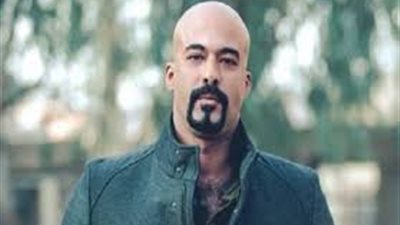 درة تكشف عن الفنان الذى قام بدفن هيثم احمد زكى