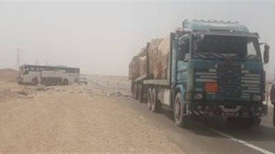مصرع 7 وإصابة 11 آخرين فى تصادم مروع بطريق سوهاج البحر الأحمر
