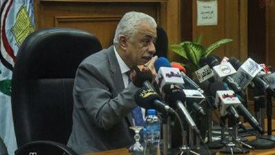 عاجل| وزير التربية والتعليم يصدر قرارا هاما امتحانات اللغة العربية للصف الأول الثانوى