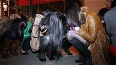 تفاصيل مثيرة بعد ضبط اكبر شبكة دعارة بالقاهرة الجديدة