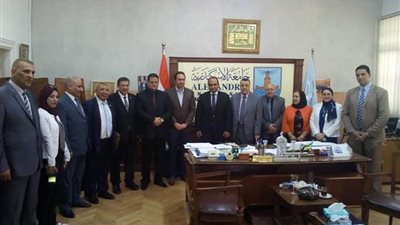 هام| نائب وزير التربية والتعليم يشيد باعتماد برنامج الدبلوم المهنى لاعداد معلم التعليم الرقمى