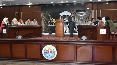 بالصور .. نائب رئيس الجامعة يشهد بدء مسابقة عباقرة الجامعة تحت شعار 