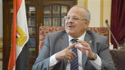 عاجل|  رئيس جامعة القاهرة يصدر قرارا بإعفاء من توفى والده أثناء الدراسة من المصروفات