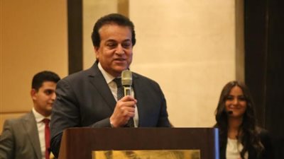 وزير التعليم العالي يفتتح المؤتمر الدولي السابع للجمعية المصرية لعلاج جذور الاسنان