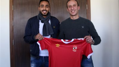 أول رد فعل من أفيس البرتغالى على توقيع كهربا للاهلى.. وازمة جديدة فى الطريق  