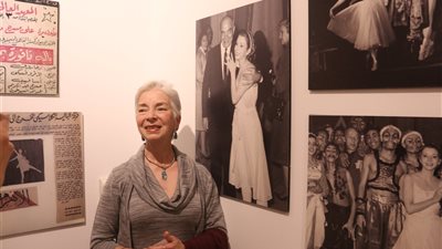 الجامعة الأمريكية تقيم معرض لأول باليرينا مصرية  