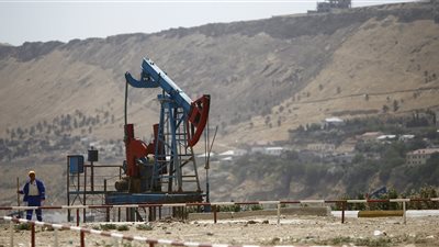 عاجل| مصر تعلن عن كشف بترولي جديد في الصحراء الغربية 