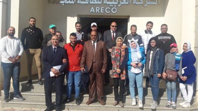 انطلاق الفوج  الخامس عشر من شباب جامعة دمنهور  لزيارة الشركة العربية للطاقة المتجددة