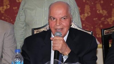 بيان مهم من نقابة المهن التعليمية بشأن تغيير المناهج الدراسية.. وتدريب المعلمين