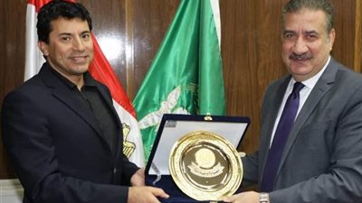 محافـظ المنوفية ووزير الشباب والرياضة يلتقيان بأعضاء مجلس النواب لبحث عدد من الملفات الشبابية والرياضية