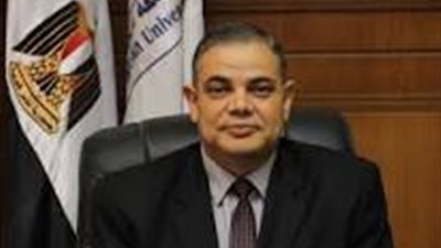 رئيس جامعه كفر الشيخ : الجامعة احتضنت أول كليه للذكاء الاصطناعي بمصر  