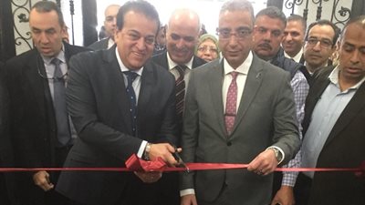وزير التعليم العالي يفتتح مستشفى الأطفال التخصصي بجامعة الفيوم