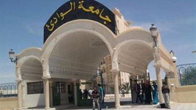 عاجل| جامعة جنوب الوادي : ممنوع دخول الطلاب بالبناطيل التي تشبه ملابس النوم.. 