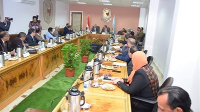 جامعة سوهاج:إنشاء جامعة أهلية وتنفيذ مبادرة في بيتنا مريض