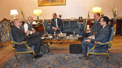 وزير التربية والتعليم يلتقي الأمين العام للمجلس الأعلى للجامعات