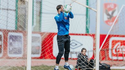 خلال مران اليوم.. مركز جديد لمهاجم الاهلى