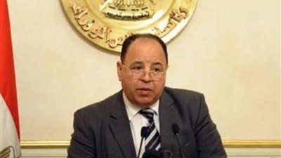 أول قرار من وزير المالية بعد القبض على رئيس مصلحة الضرائب متلبسا بالرشوة