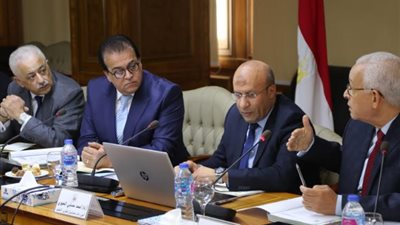 التعليم توافق على صرف الحافز السنوى لجميع العاملين بالمنظومة التعليمية 