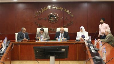 بروتوكول تعاون بين معهدى بحوث الإلكترونيات والهندسة الزراعية