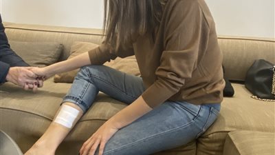 عاجل| التفاصيل الكاملة لمحاولة سرقة منزل نانسى عجرم.. السارق حاول دخول غرفة البنات.. وزوج نانسي يقتل اللص بعد تبادل لإطلاق النار.. وإصابة نانسى فى ساقها 