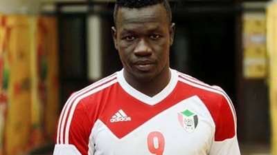 القبص على لاعب كرة شهير بتهمة الشروع فى قتل ضابط شرطة