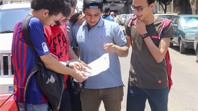 انتهاء امتحانات النقل للصف الأول والثانى الاعدادى بمحافظة الجيزة