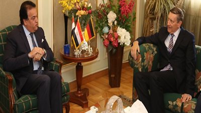 وزير التعليم العالى يستقبل السفير الألماني بالقاهرة لبحث آليات التعاون العلمي بين مصر وألمانيا