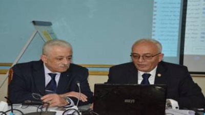 عاجل| التعليم : وقف امتحانات الفصل الدراسى الأول في جميع المحافظات غدا الاثنين.. ننشر التفاصيل كاملة