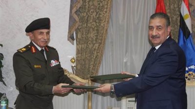 محافـظ المنوفية يوقع بروتوكول تعاون مع جهاز مشروعات الخدمة الوطنية لتشغيل مول العاصمة بشبين الكوم