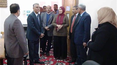 رئيس جامعة جنوب الوادى يفتتح قاعات لتدريب العاملين بالجامعة