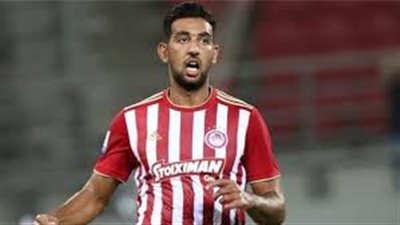 كوكا يعلن رسميا عن فريقة الجديد