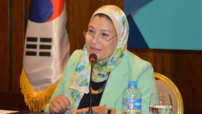 ألسن عين شمس تواصل إطلاق  سلسلة دوراتها التدريبية في المجالات المتنوعة