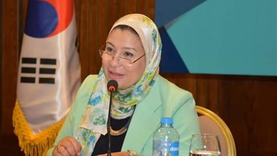 عميد ألسن عين شمس تؤكد الدور الريادى لأبناء الكلية في نهضة الدولة المصرية   