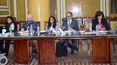 نائب وزير الإسكان للبنية الأساسية يلتقى بعثة البنك الدولى 