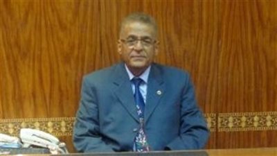 وكيل المعلمين يهاجم وزير التعليم بعد قرارة الجديد: