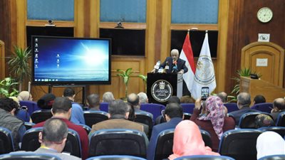 شوقي: الطلاب فهموا التقييم الجديد.. وتوفير دروس إلكترونية للطلاب من خلال الوزارة