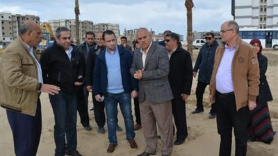 نائب وزير الإسكان يتفقد مشروعات مدينتى المنصورة ودمياط الجديدتين