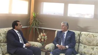 رئيس جامعة جنوب الوادى يستقبل نائب محافظ قنا