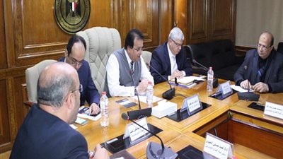 وزير التعليم العالى يترأس اجتماع لجنة قطاع التعليم التكنولوجي