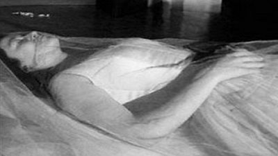 بعد ساعات من زواجها.. وفاة عروس تسبب صدمة لزوجها